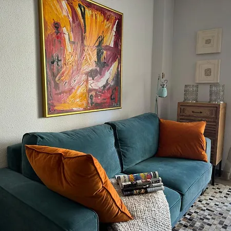 Cozy Near Boliches Apartment *